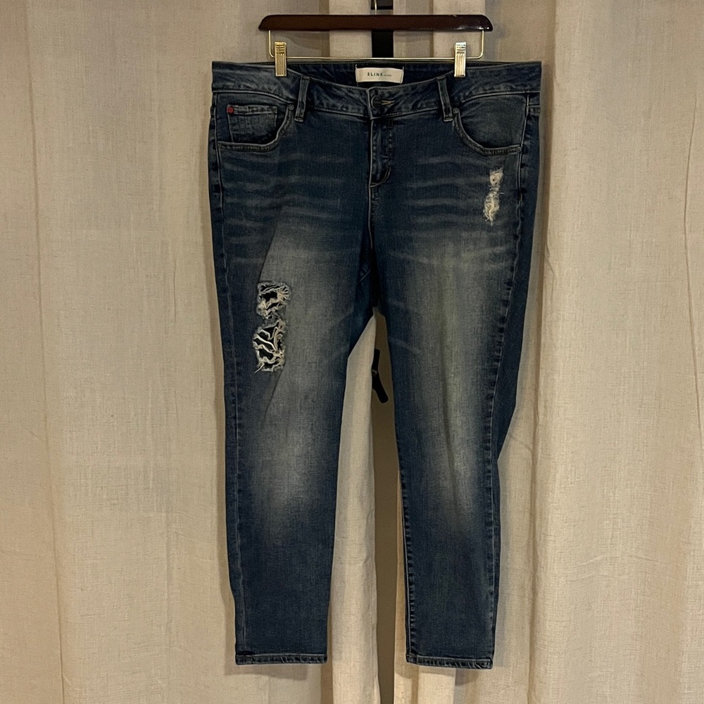 Blue Distressed Women Jeans